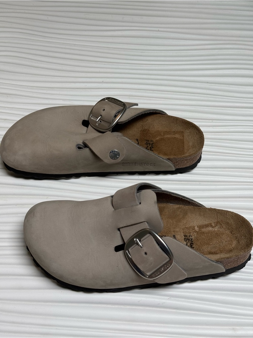 Birkenstock women Boston Clog — Taupe Gray size 6-6.5 women